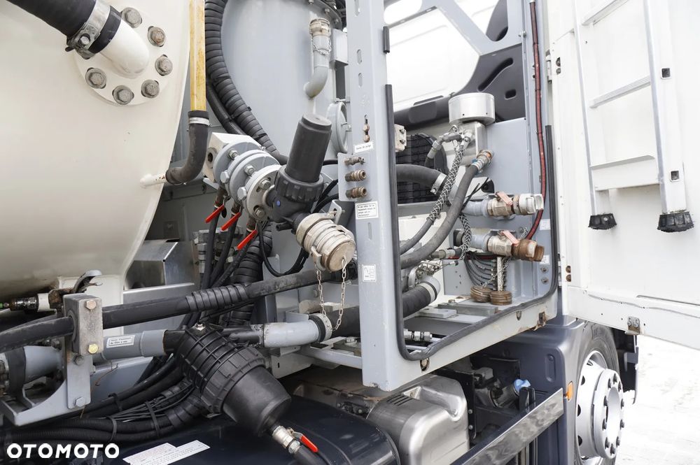 MAN TGM 26.340 / Zabudowa WUKO Rivard 11,8 m3 / 120 tys. km / oś skrętna - 14