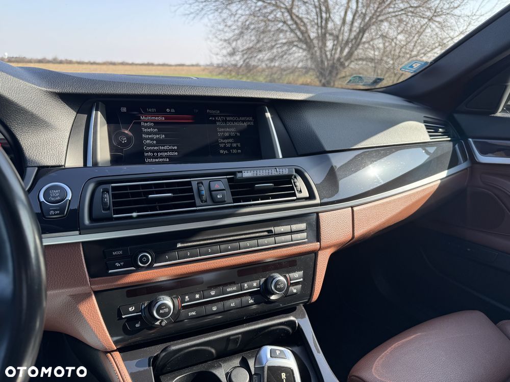 BMW Seria 5 520d - 12
