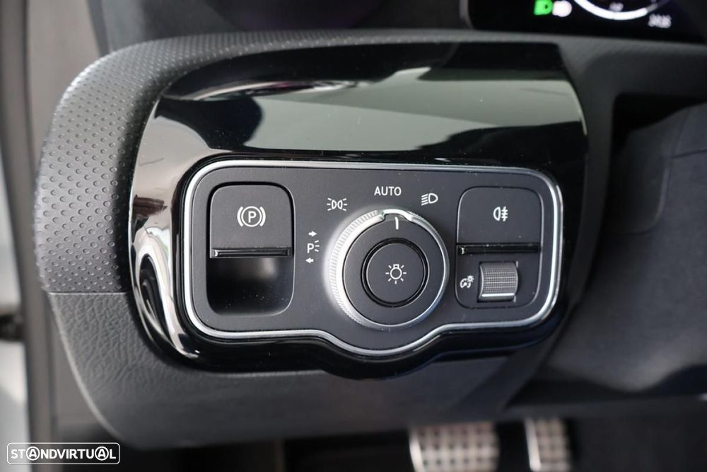 Mercedes-Benz A 200 d AMG Line Aut. - 34