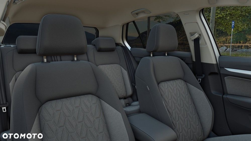 Volkswagen Golf 1.5 eTSI mHEV Life Plus DSG - 12