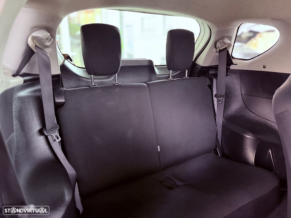 Toyota iQ 1.0 N collection - 10