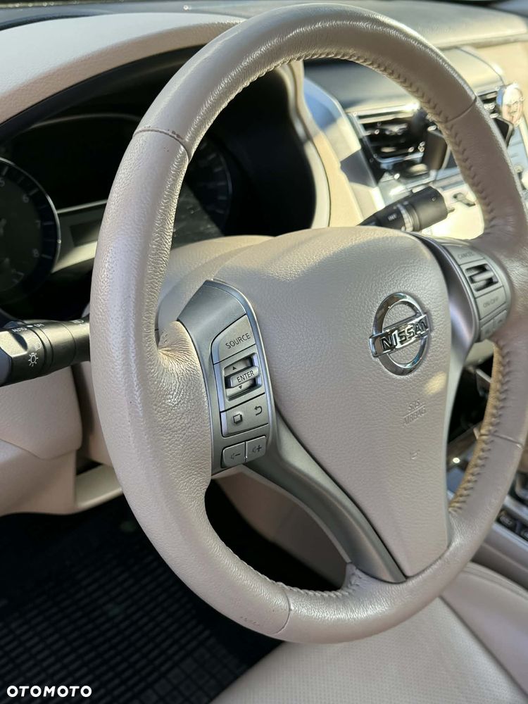 Nissan Altima - 23