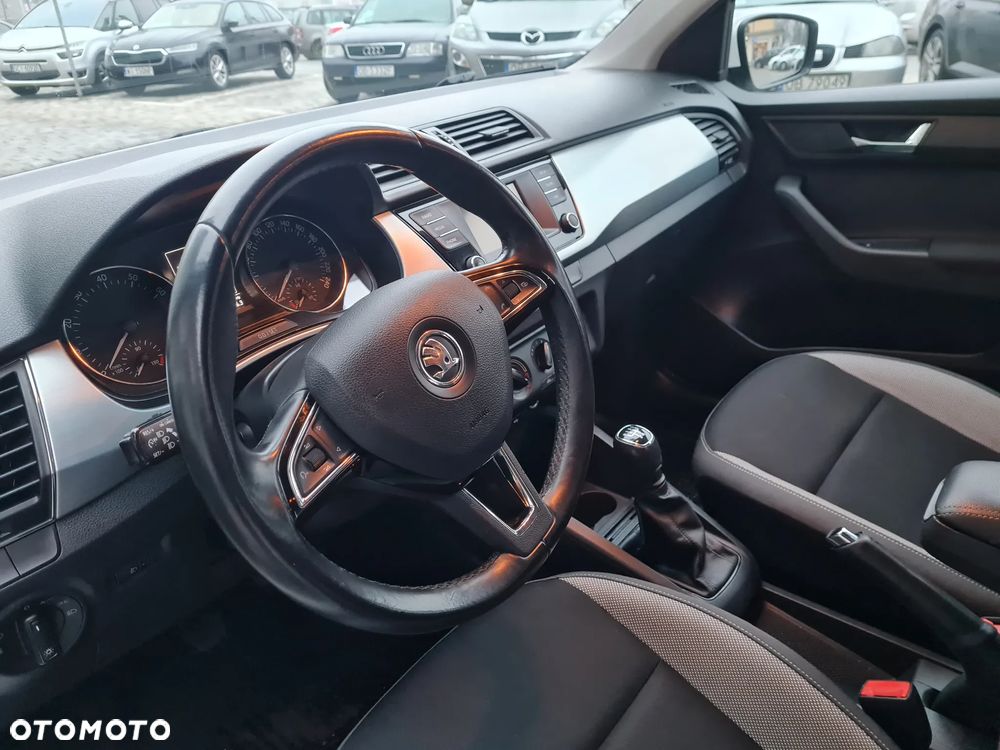 Skoda Fabia 1.2 TSI Ambition - 10