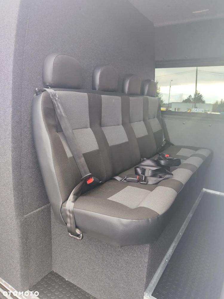 Opel Movano  brygadówka 7 osób - 11