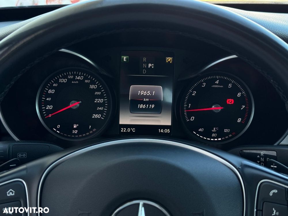 Mercedes-Benz C - 13