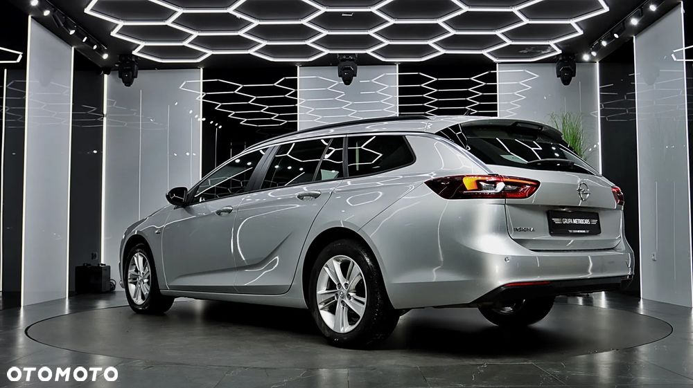 Opel Insignia B Country Tourer 17-20 - 6