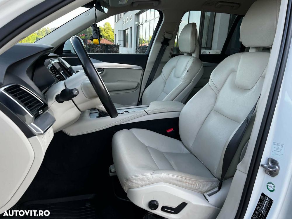 Volvo XC 90 D5 AWD Momentum - 9