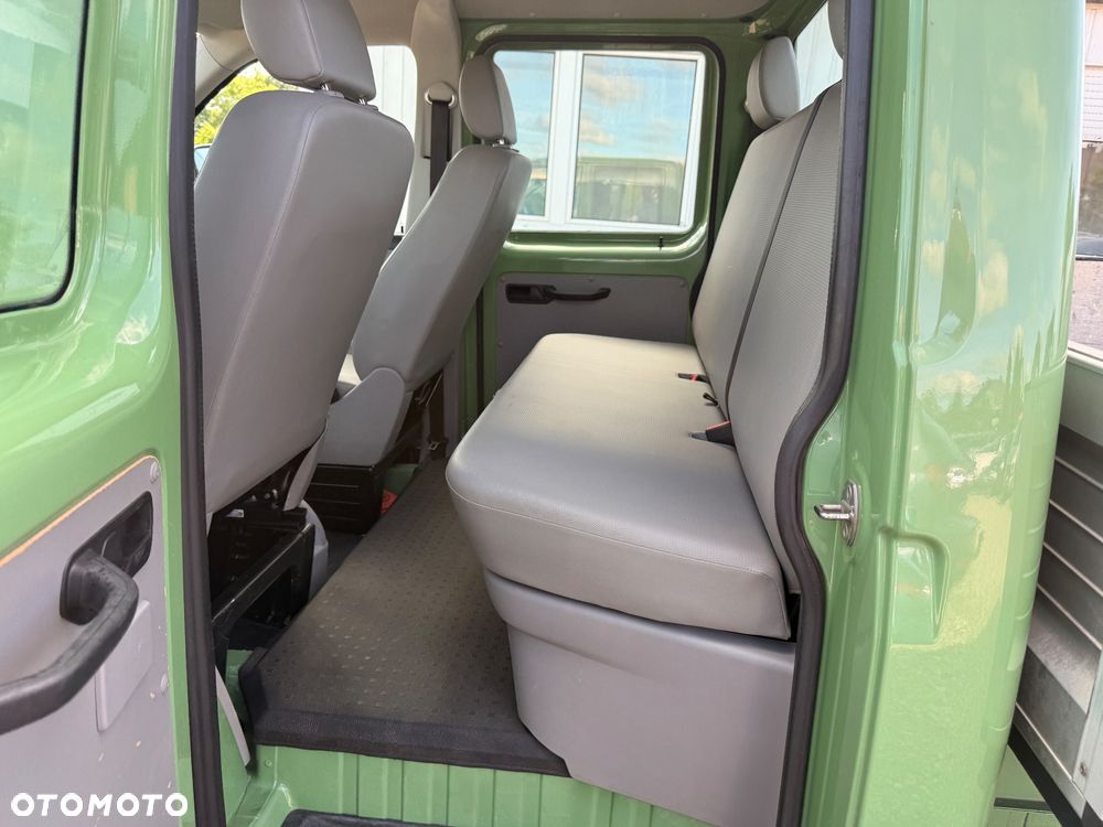 Volkswagen Transporter doka - 17