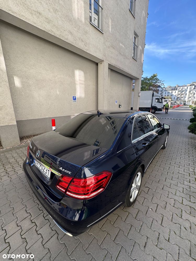 Mercedes-Benz E-Class 2013 photo 4