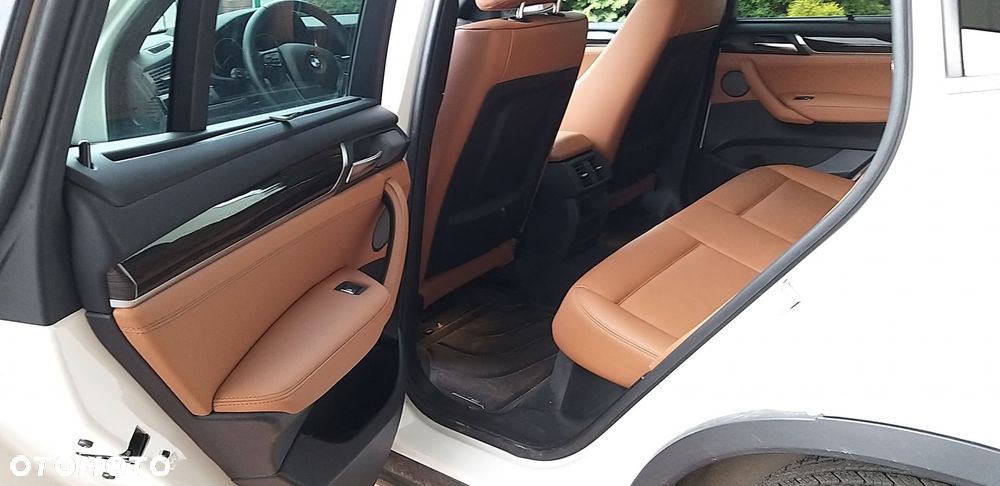 BMW X3 xDrive28i - 8