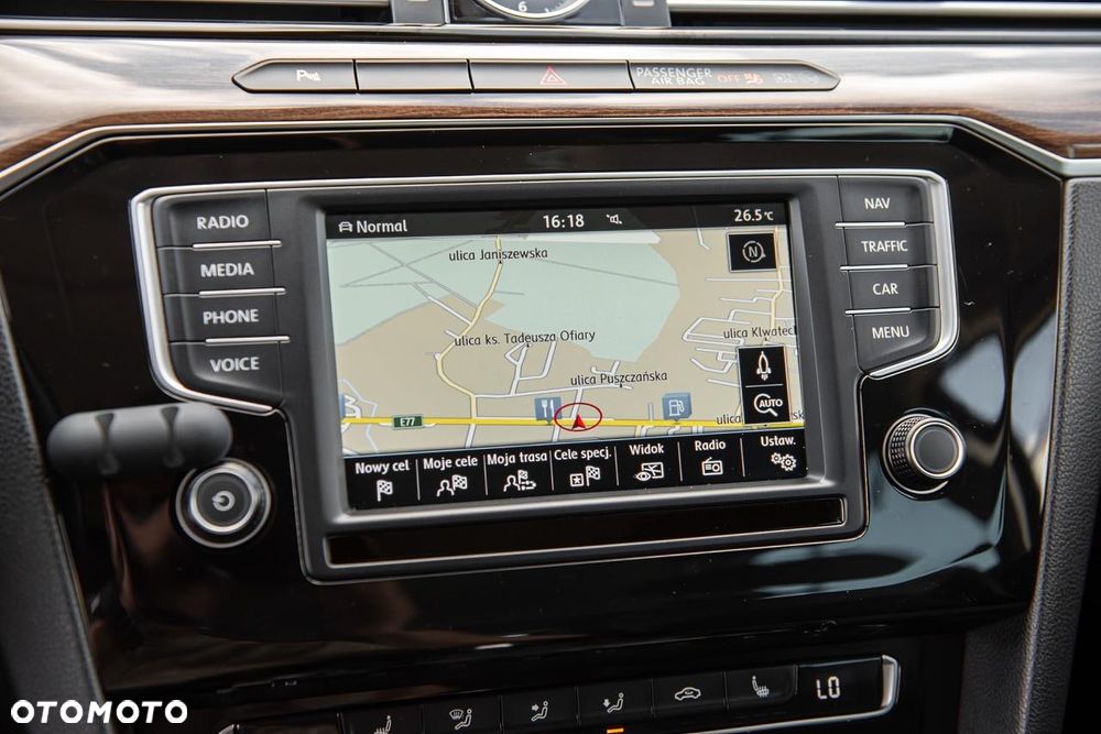 Volkswagen Passat 2.0 TDI SCR 4Motion DDG Highline - 41