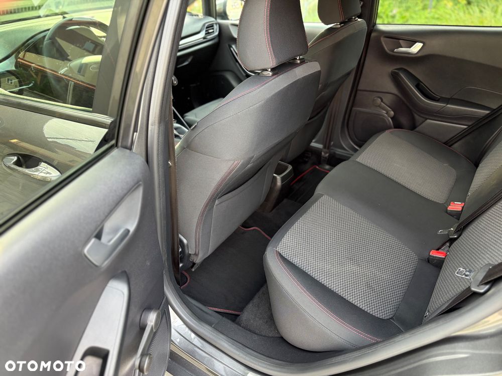 Ford Fiesta 1.0 EcoBoost S&S ST-LINE - 19