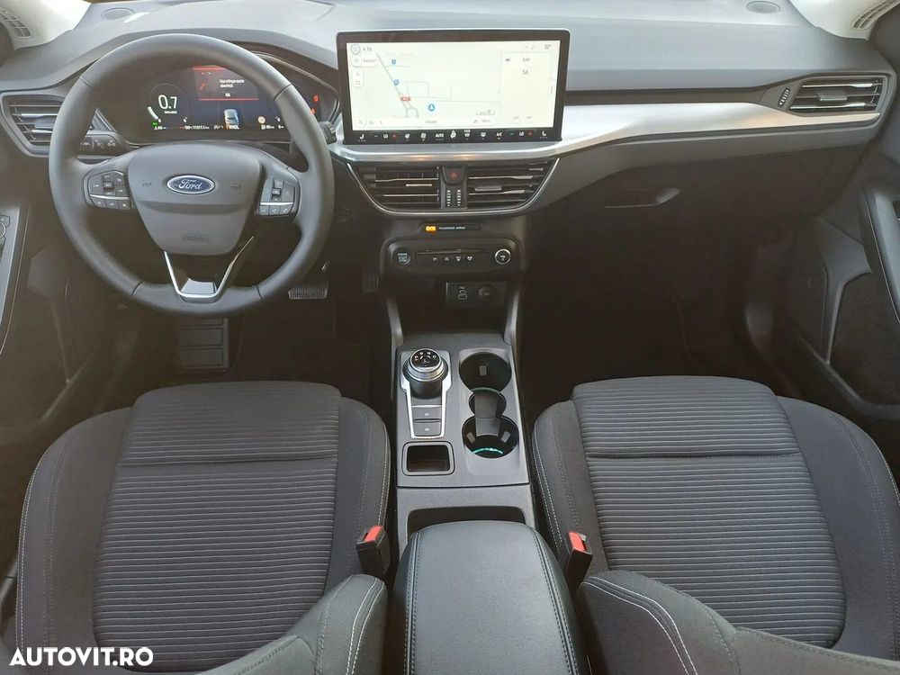 Ford Focus - 11