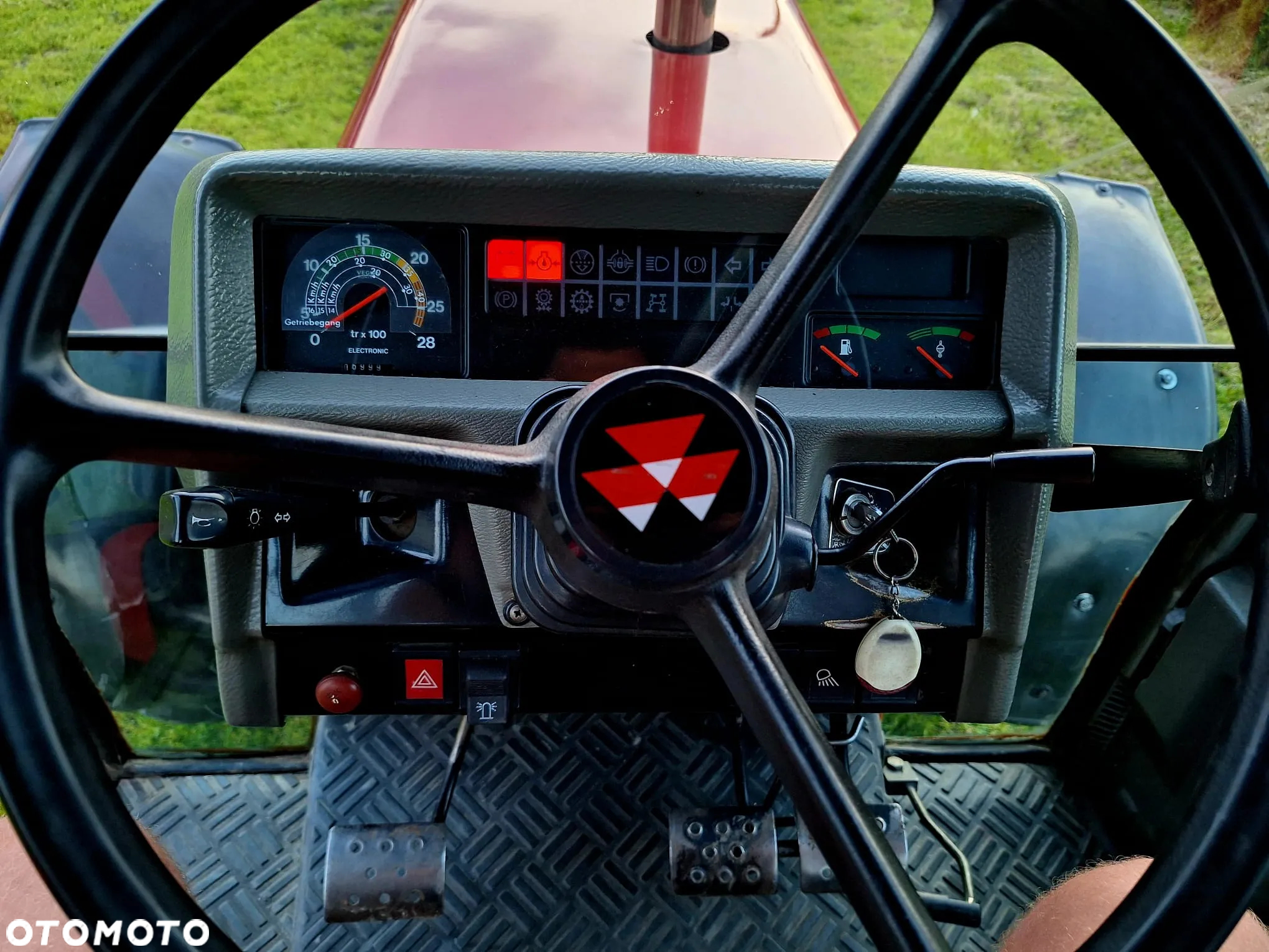 Massey Ferguson 3070 - 16