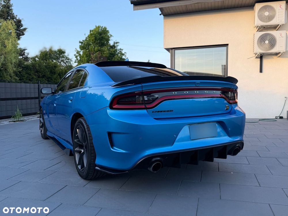 Dodge Charger 6.4 Scat Pack - 4