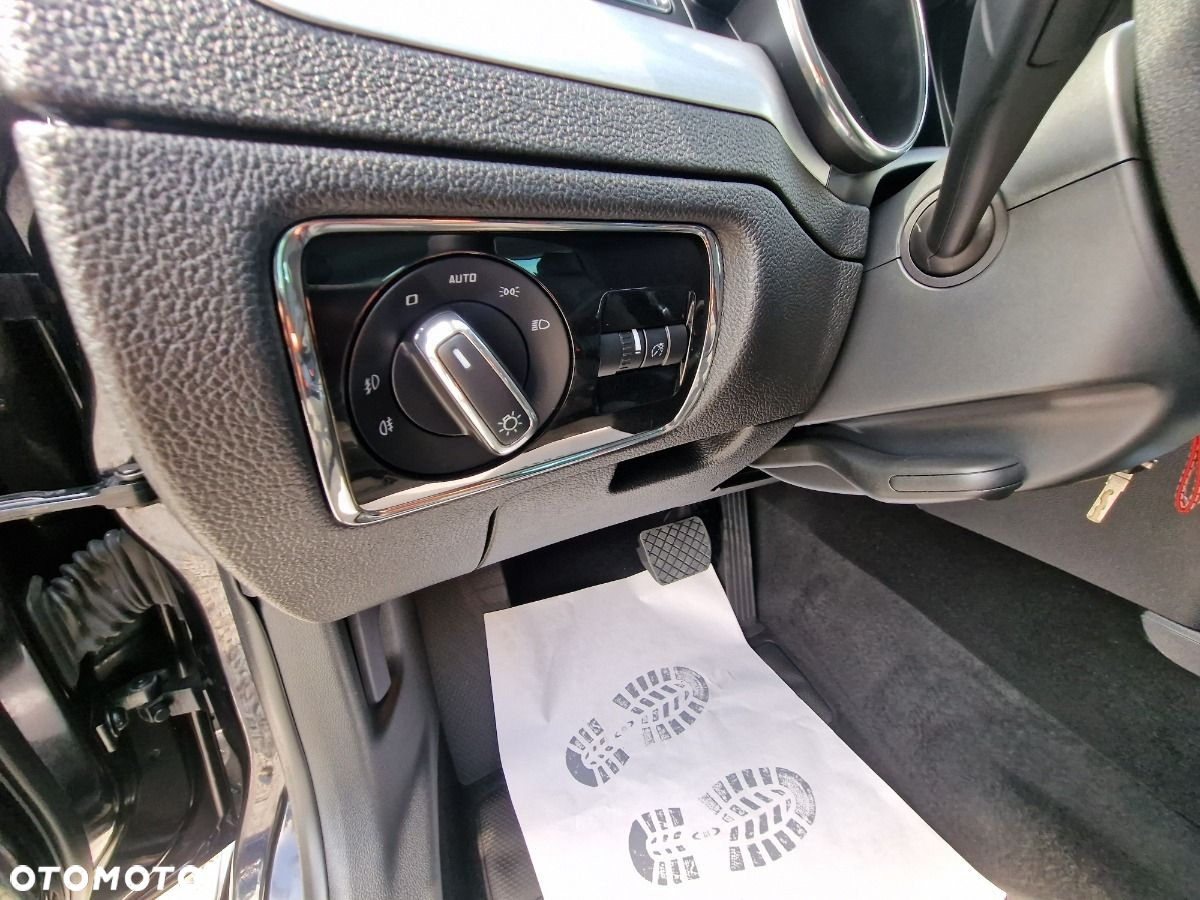 Skoda Superb 2.0 TDI Active DSG - 13