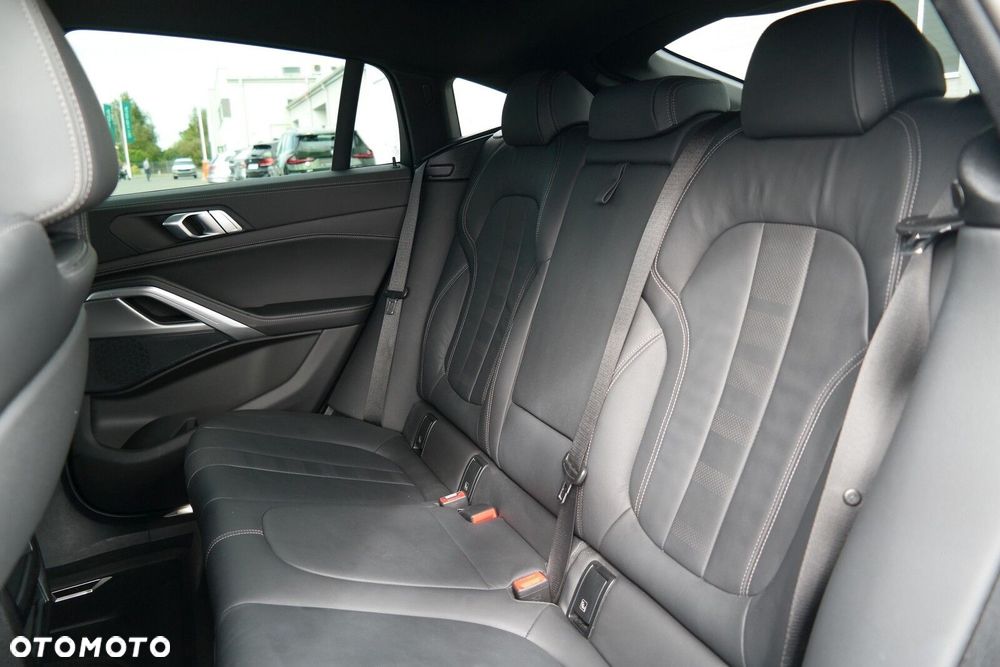 BMW X6 - 13