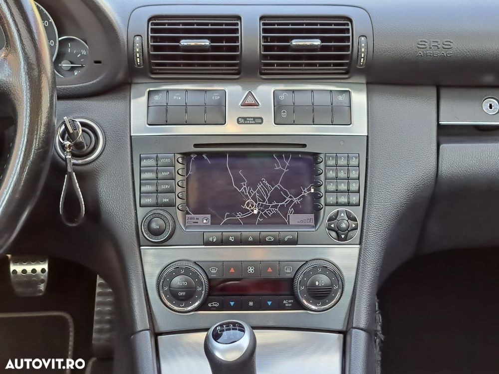 MERCEDES-BENZ C-Class 2004 — imagine 8