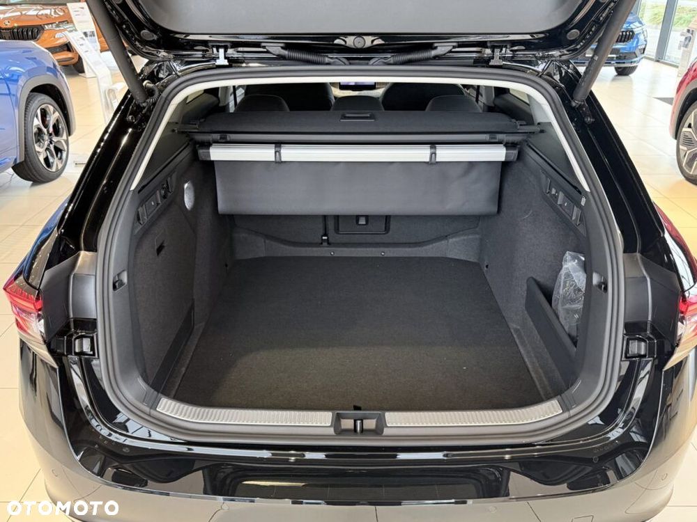 Skoda Superb 2.0 TDI SCR Edition 130 DSG - 23