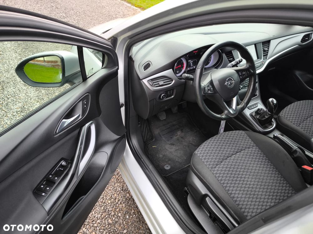 Opel Astra 1.4 Turbo Dynamic - 9