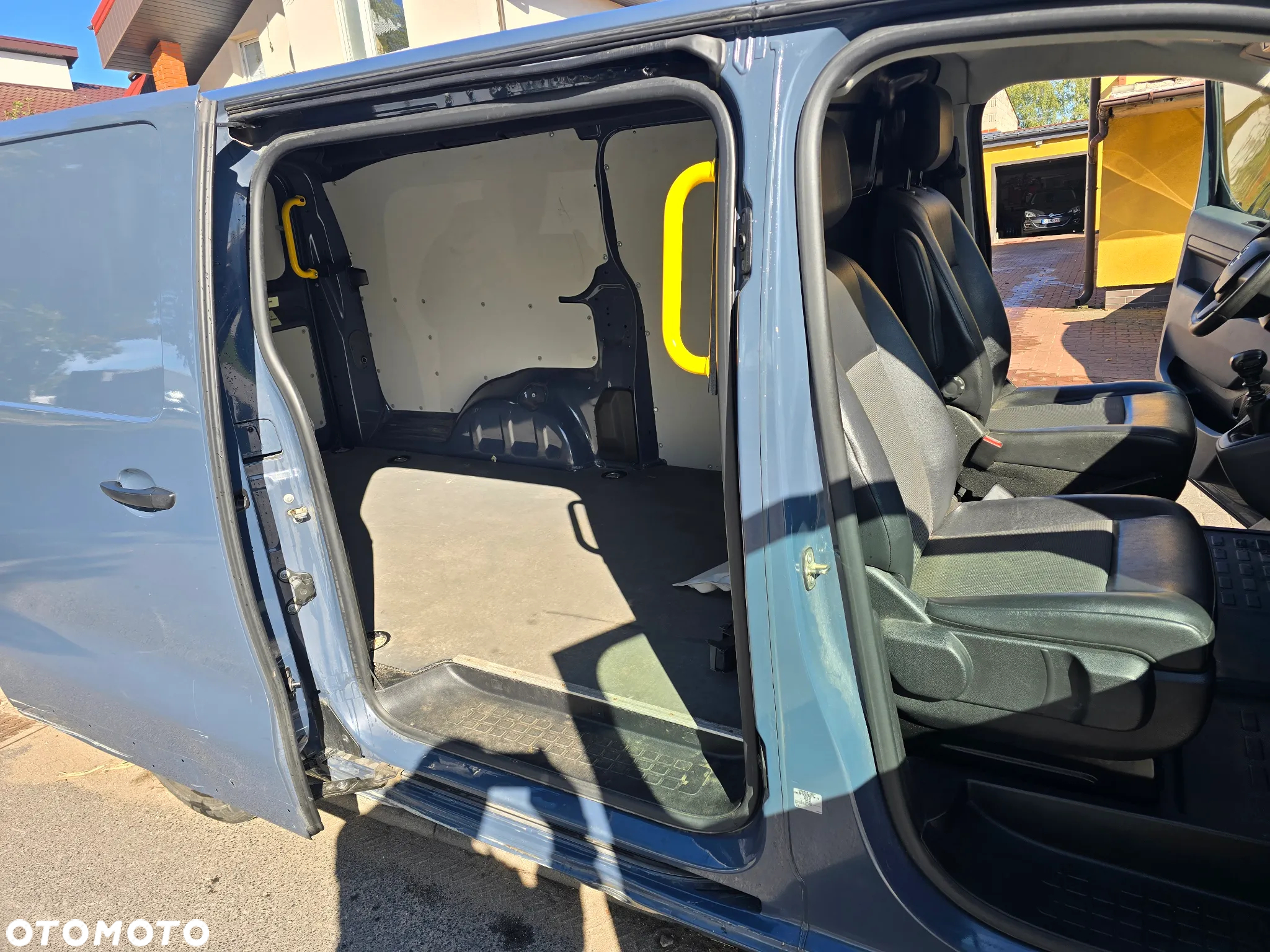 Opel VIVARO - 10