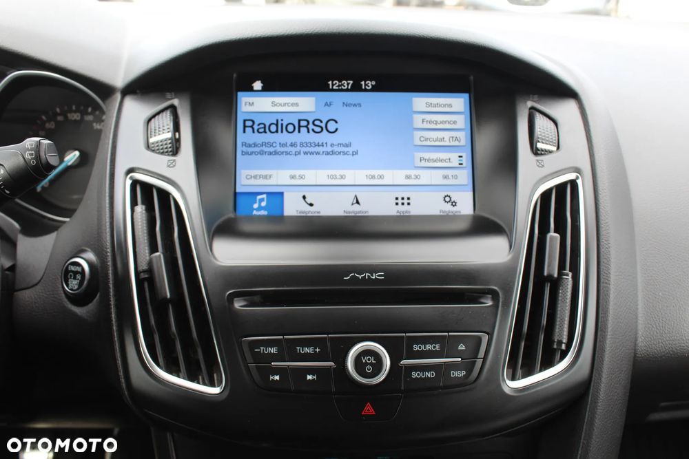 Ford Focus 1.0 EcoBoost Start-Stopp-System ST-LINE STYLE - 29