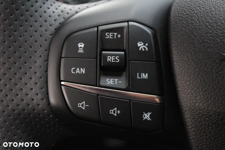 Ford Fiesta 1.0 EcoBoost S&S ST-LINE X - 20