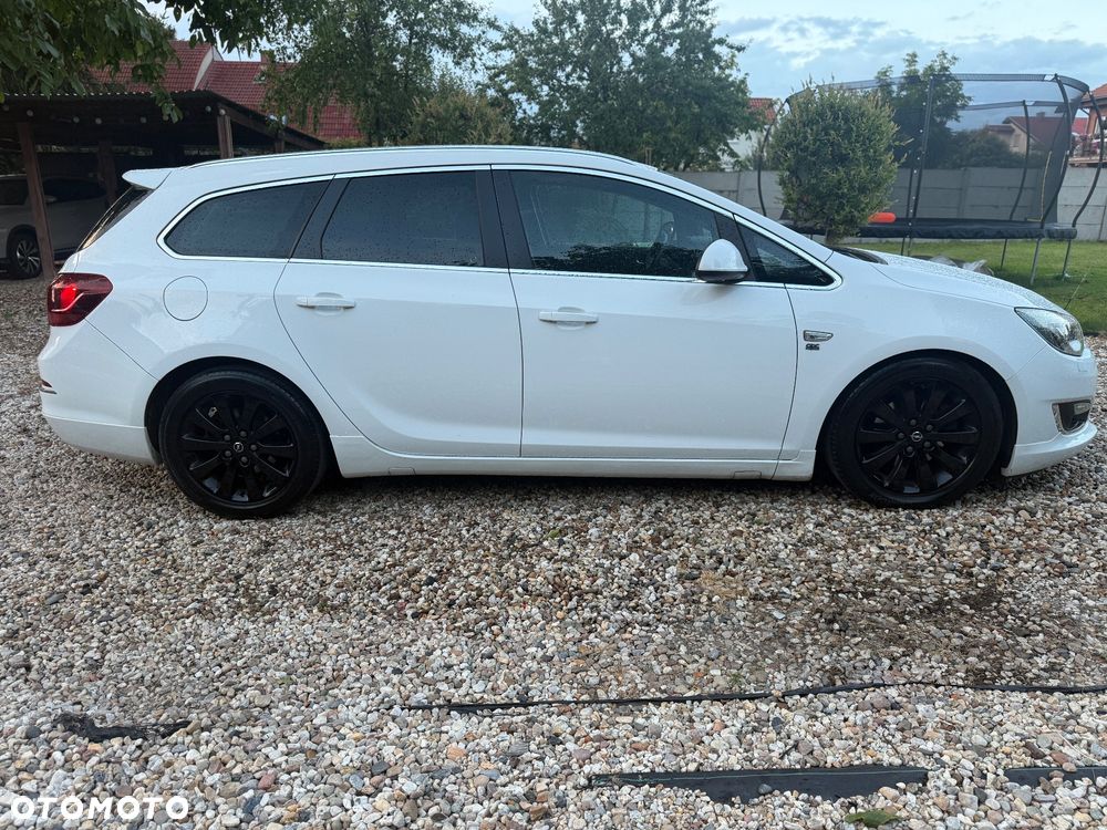 Opel Astra 2.0 CDTI Cosmo - 19