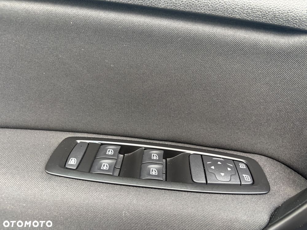 Renault Megane ENERGY dCi 110 INTENS - 14