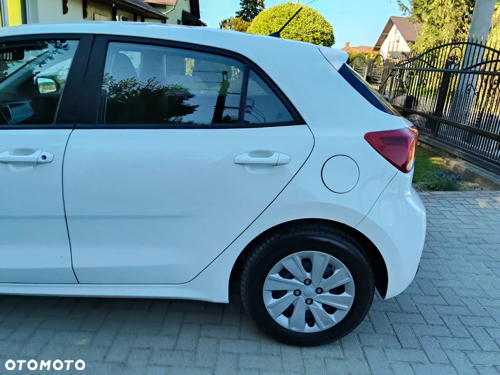 Kia Rio 1.2 Attract - 6