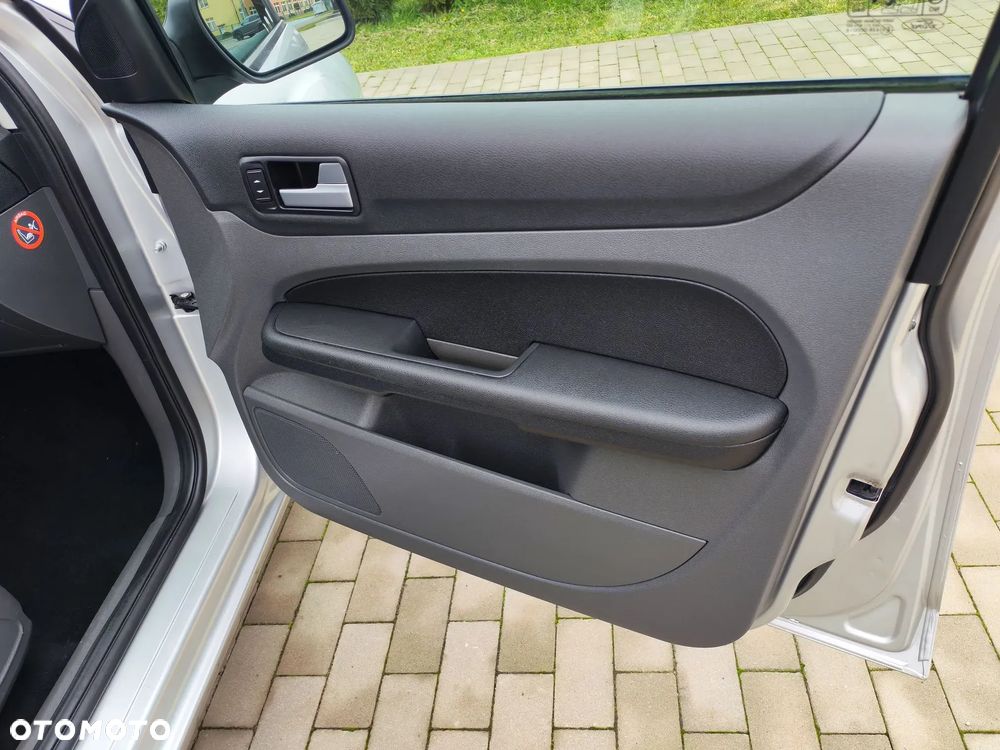 Ford Focus - 18