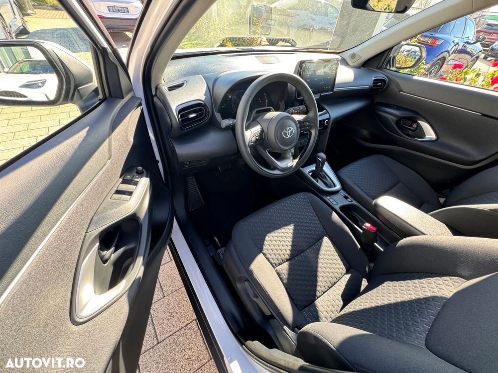Toyota Yaris Cross 1.5 VVT-i HSD 4x2 Active - 23