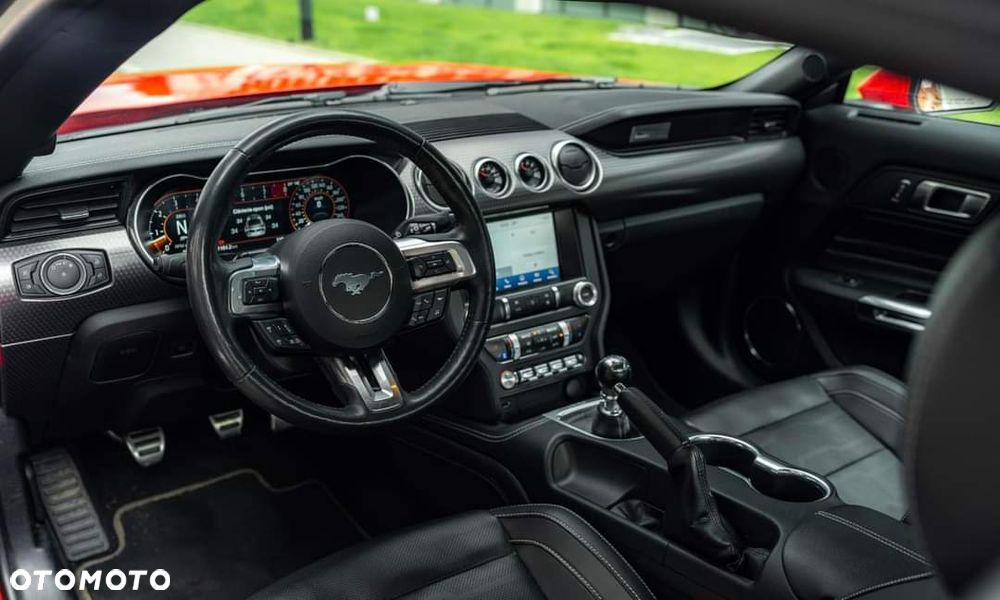 Ford Mustang 5.0 Ti-VCT V8 GT - 2