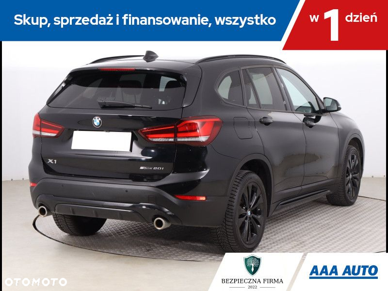BMW X1 - 6
