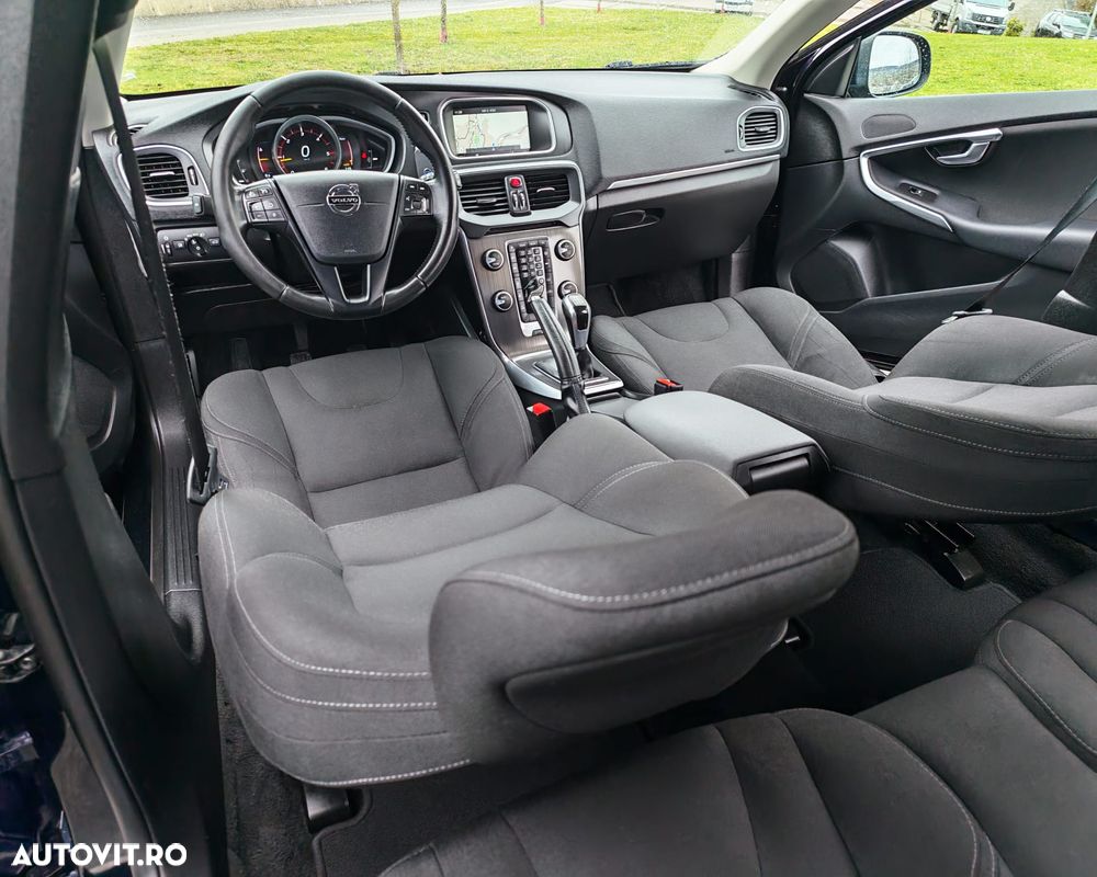 Volvo V40 D2 Kinetic - 15