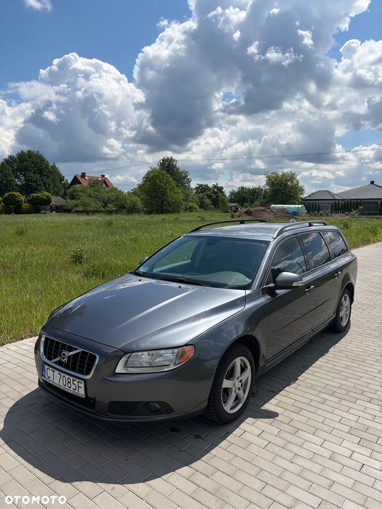 Volvo V70 2.0 Momentum - 2