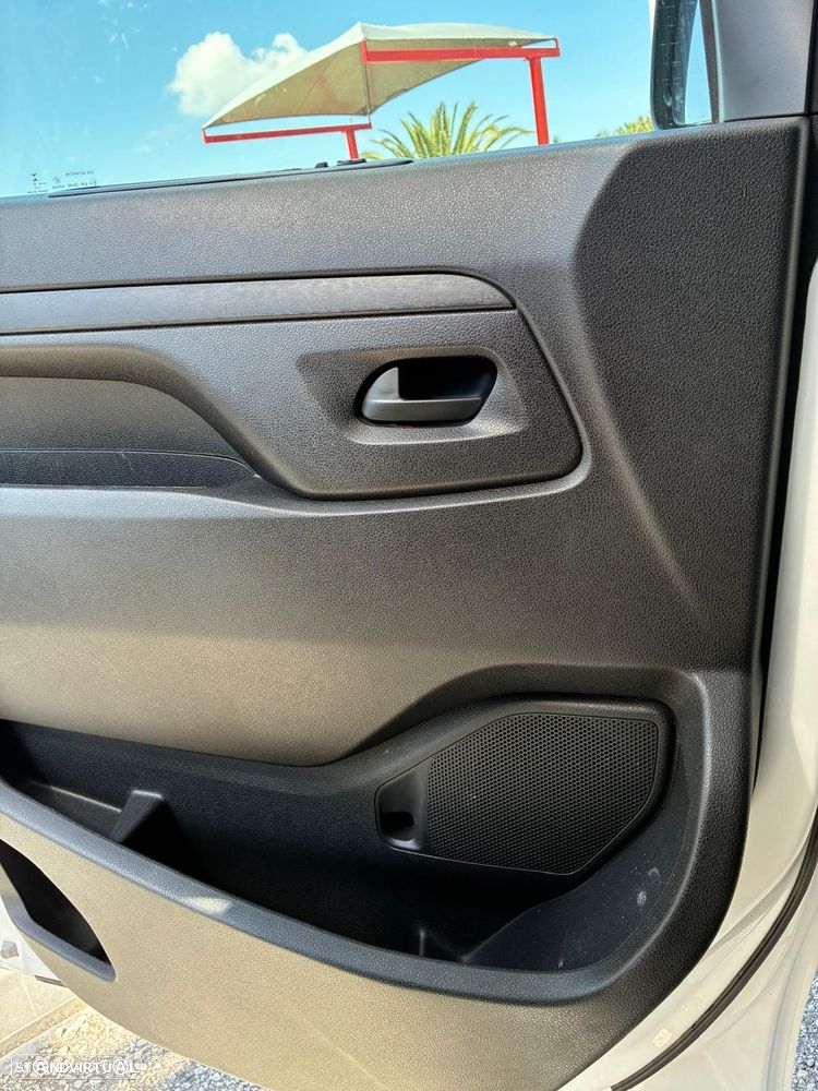 Opel Vivaro - 7