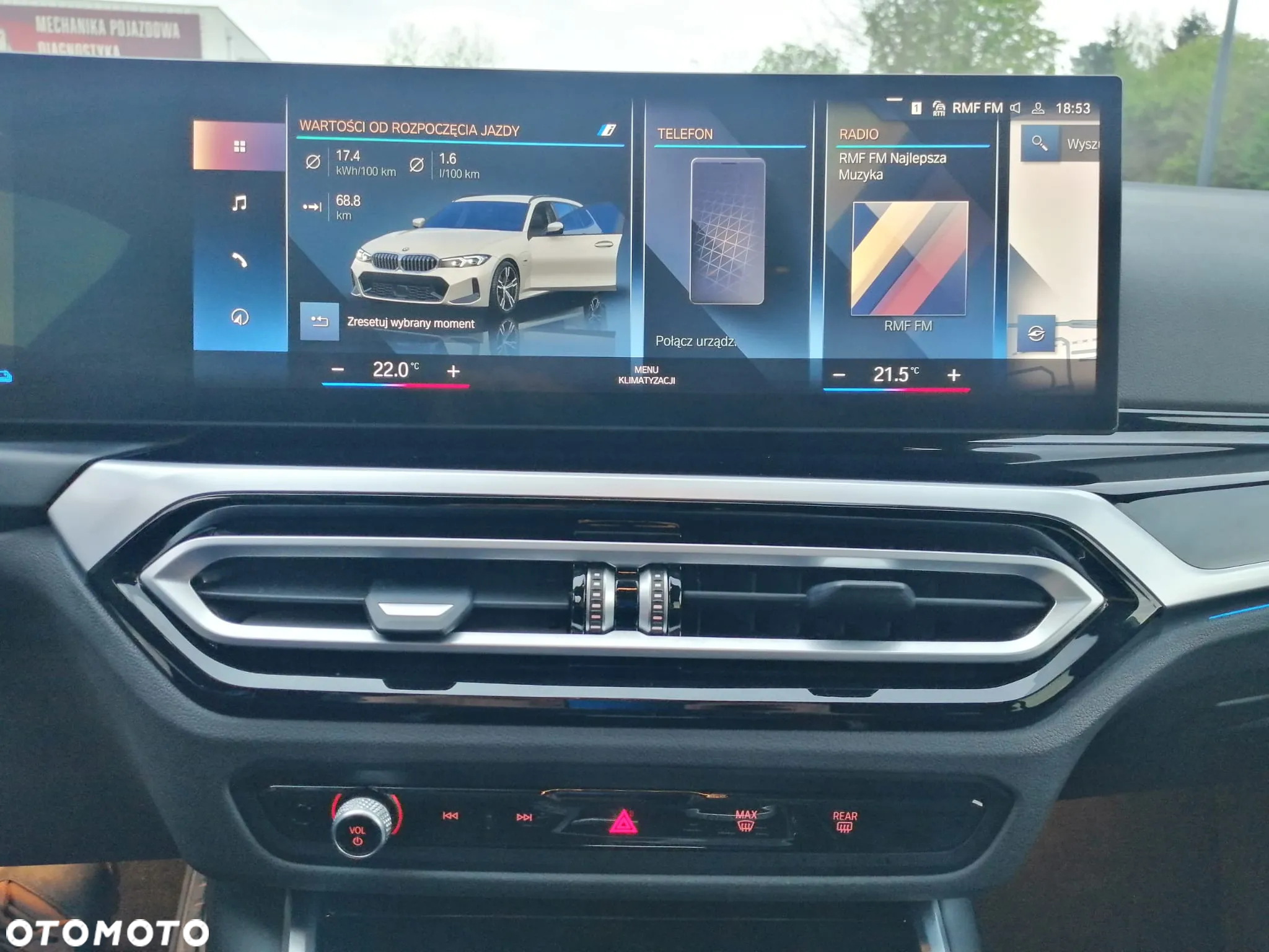 BMW Seria 3 330e M Sport sport - 23