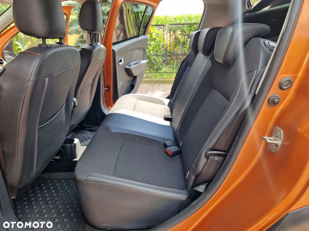 Dacia Sandero Stepway 0.9 TCe Laureate S&S - 16