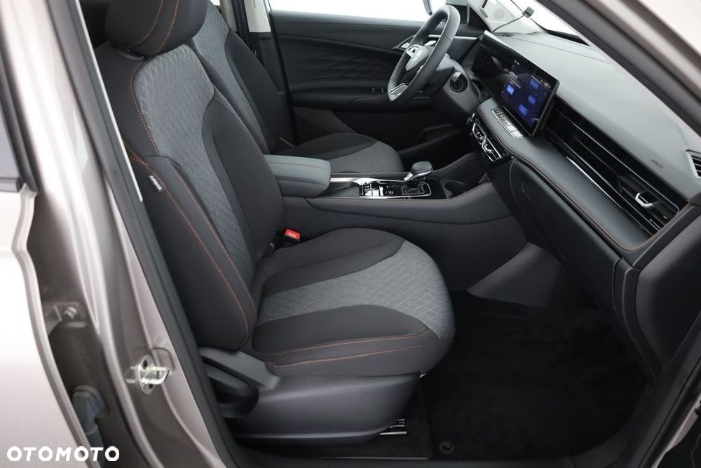 MG HS 1.5T HEV+ Excite - 18