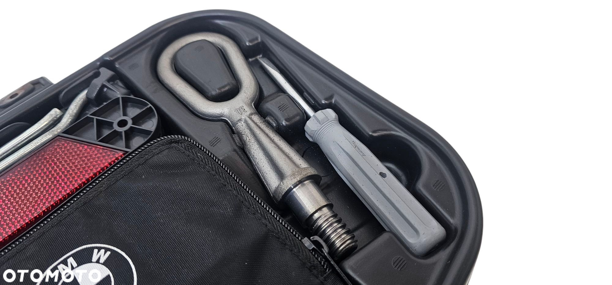 Bmw E60 E65 Schowek Z Zestawem Naprawczym Apteczka Klucze Trójkąt 6761420 - 3