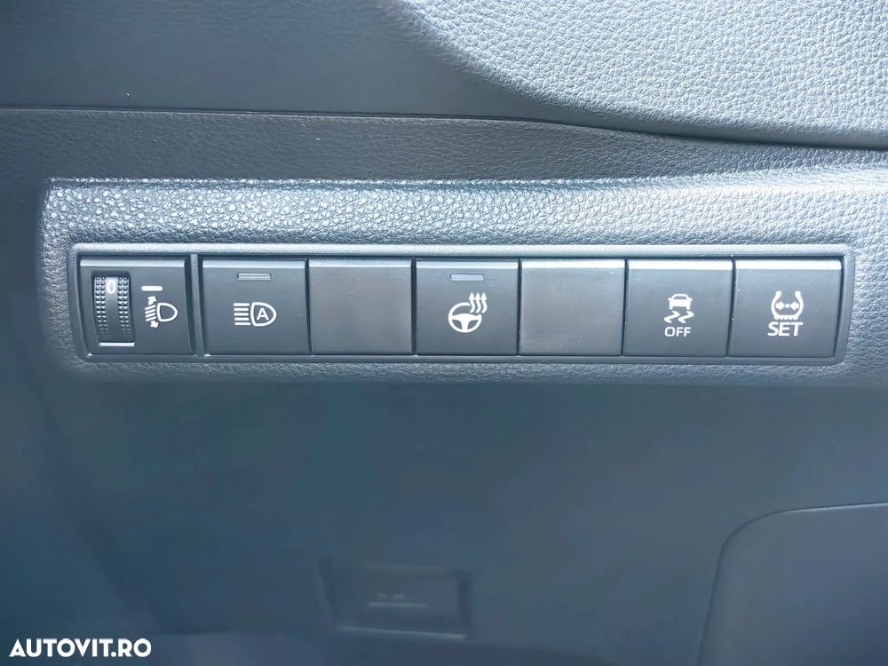 Toyota Corolla 1.8 HSD Dynamic - 10