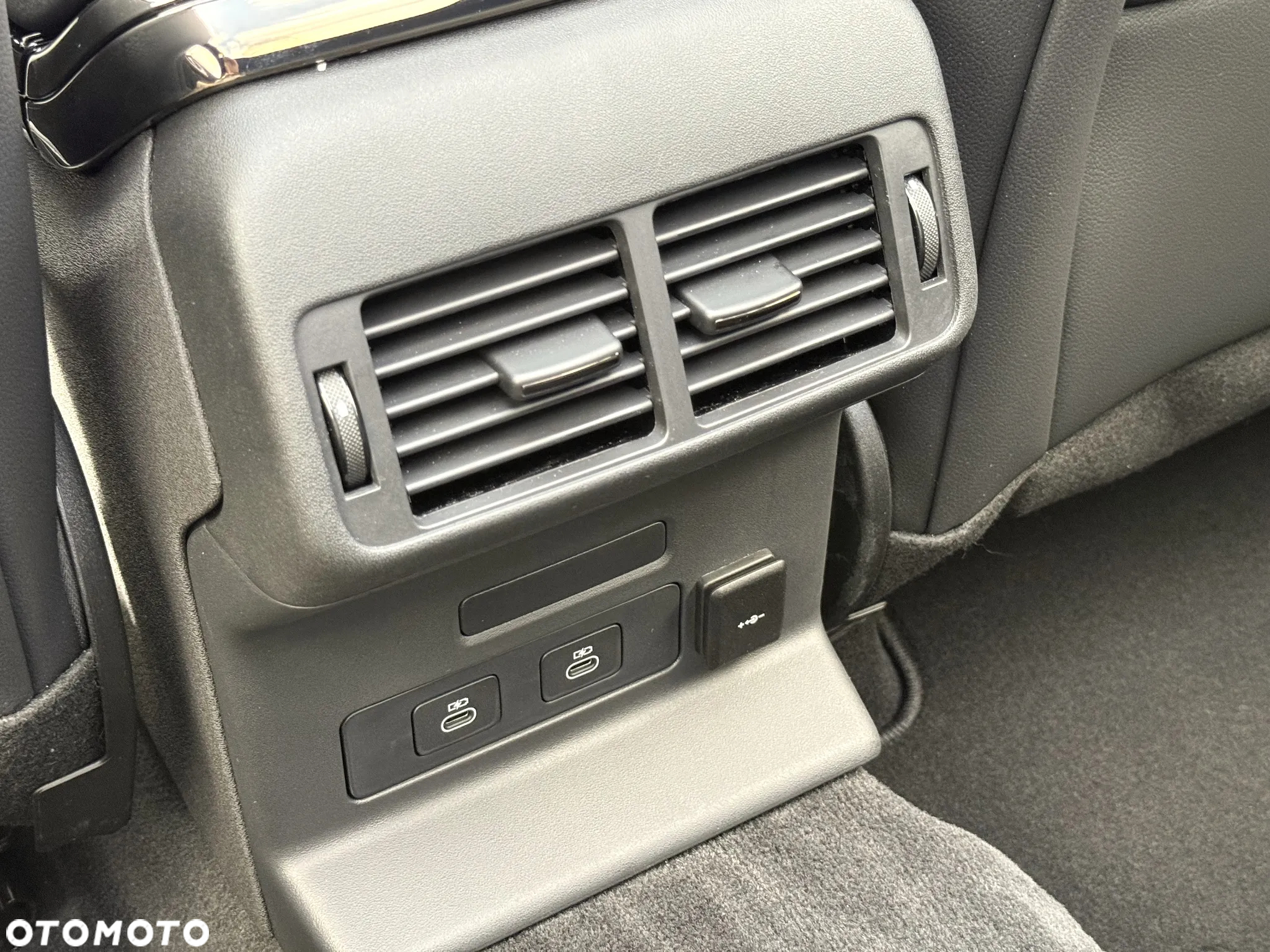 Land Rover Range Rover Velar D200 Dynamic SE - 11
