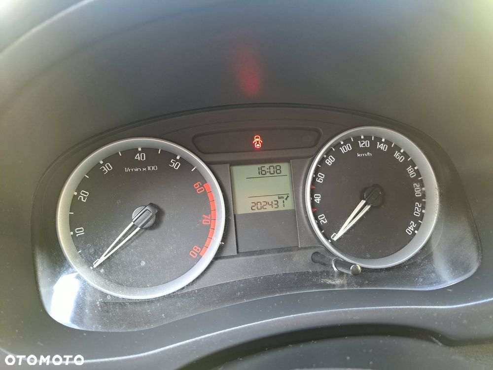 Skoda Fabia 1.2 12V Sport - 9