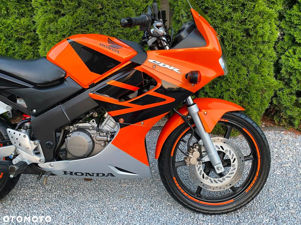 Honda CBR - 9