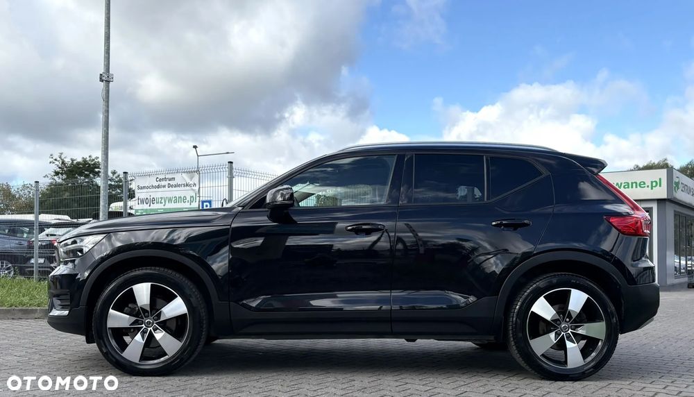 Volvo XC 40 T5 AWD Momentum Pro - 4