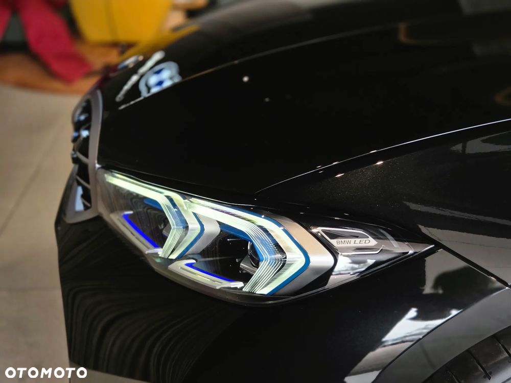 BMW Seria 3 M340i xDrive sport - 26