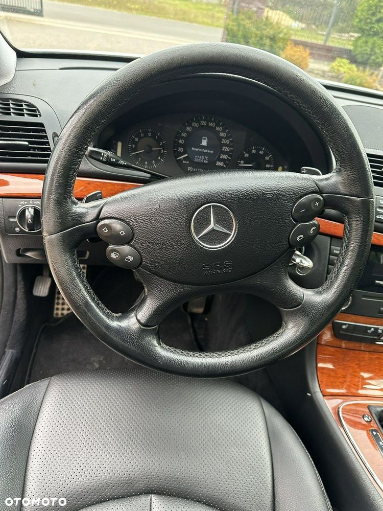 Mercedes-Benz Klasa E - 15