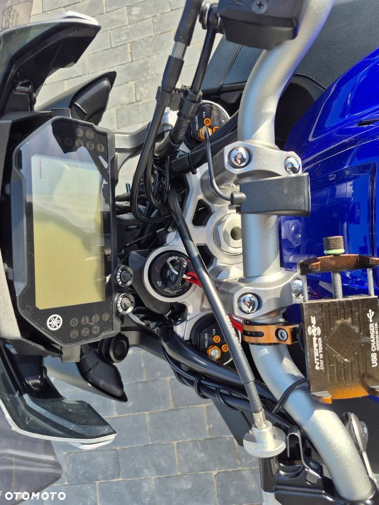 Yamaha MT - 6