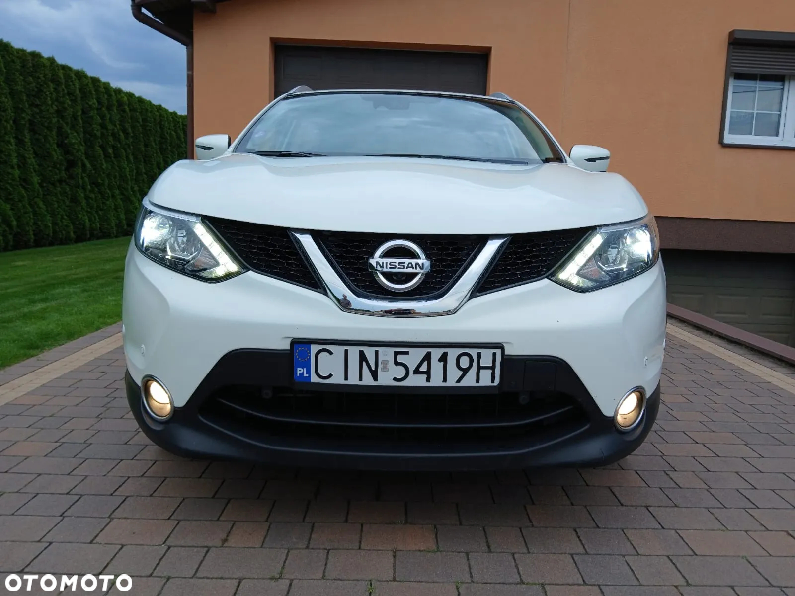 Nissan Qashqai 1.6 DIG-T Tekna+ - 29